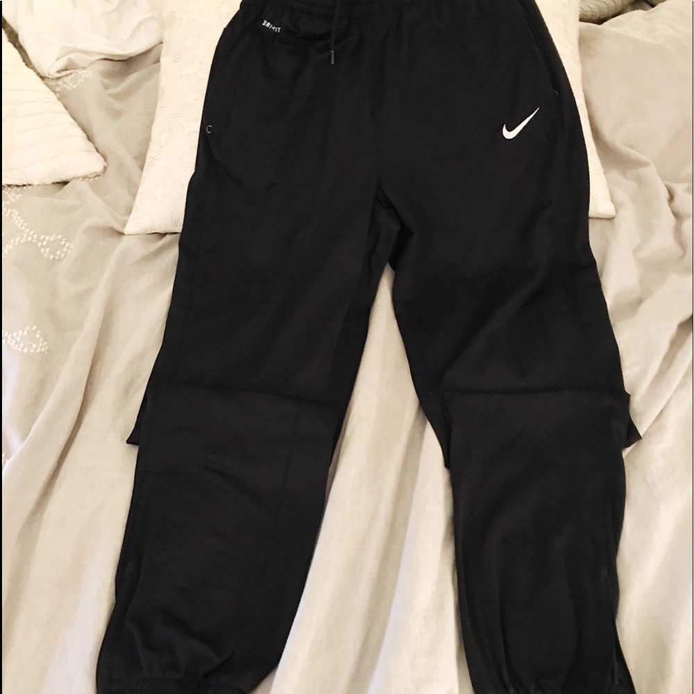 NIKE sweatpants size small